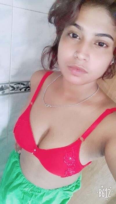Super hot desi girl nude milf all nude pics collection (3)