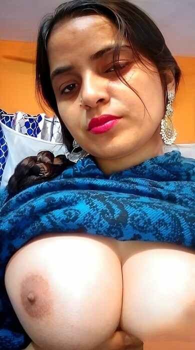Super hottest bhabi nude selfie all nude pics albums (1)