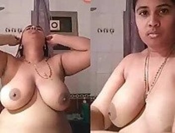 Sexy hot xxx video bhabi showing big tits milk tank mms