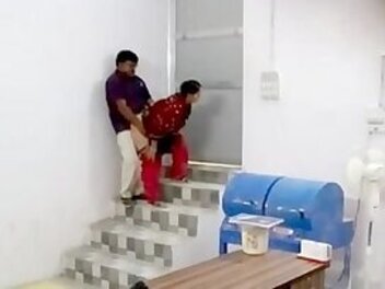Office-boss-fucking-employee-indian-hd-pron-viral-nude-mms.jpg