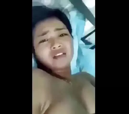 Very-horny-college-18-girl-xvideo-video-fucking-bf-mms.jpg