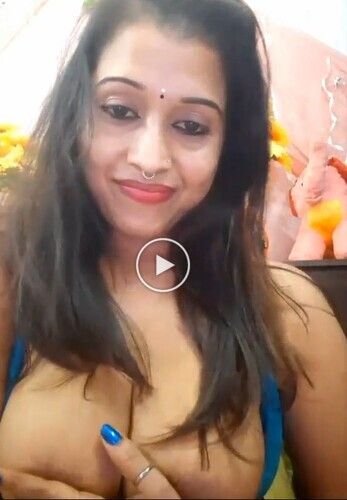 Very beautiful hot sexe bhabhi show big boobs pussy mms