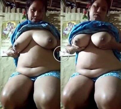Village-big-boob-tamil-aunty-ladies-shows-nude-viral-mms.jpg