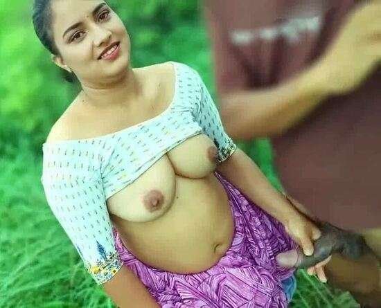 Super-hottest-beautiful-savita-bhabi-pron-fuck-outdoor-HD.jpg