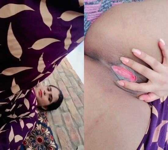 Super-cute-pak-babe-sexy-pakistan-peshawar-showing-pink-pussy.jpg